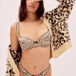 For Love and Lemons | Leopard Satin Bra | Small DD